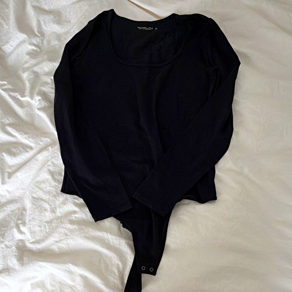 Abercrombie & Fitch Women's Black Long Sleeve Stretch Bodysuit Size L